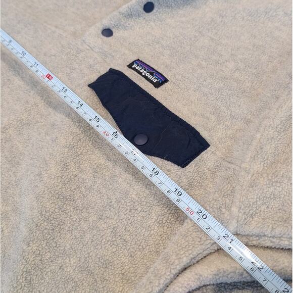 Patagonia Gray Lightweight Synchilla Snap-T Fleece Pullover, size S - Picture 5 of 7